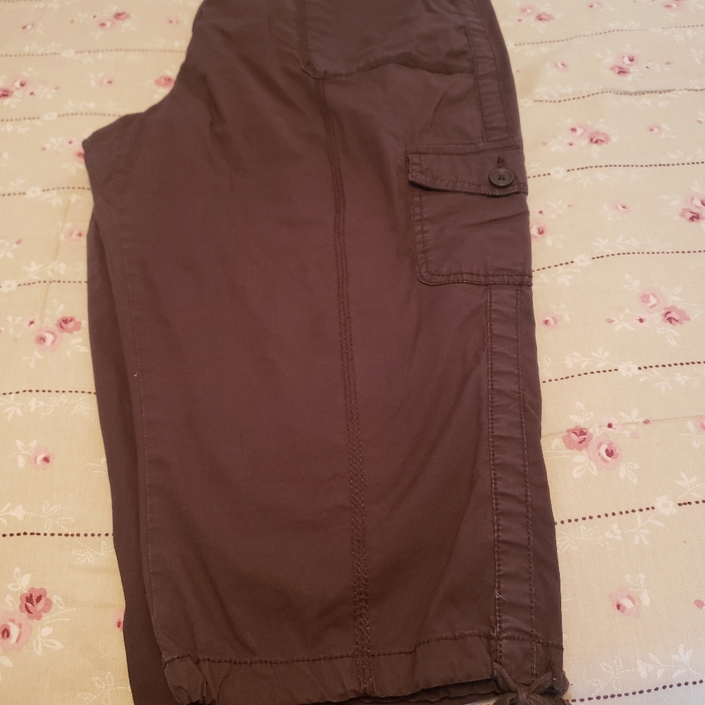 Ladies capris